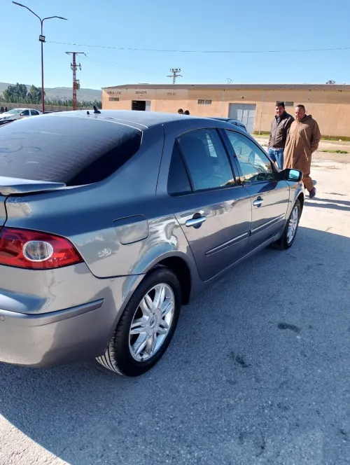 Renault Laguna 2 2001 Initial paris