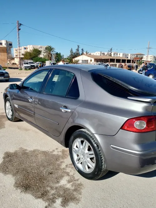 Renault Laguna 2 2001 Initial paris