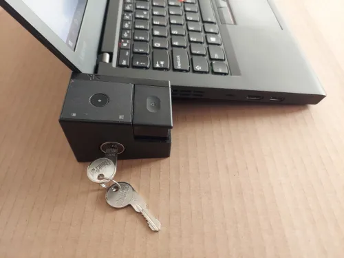Lenovo ThinkPad X270 i7-6600U / 8GO Ram / 128 GO / Écran 12.5 pouces