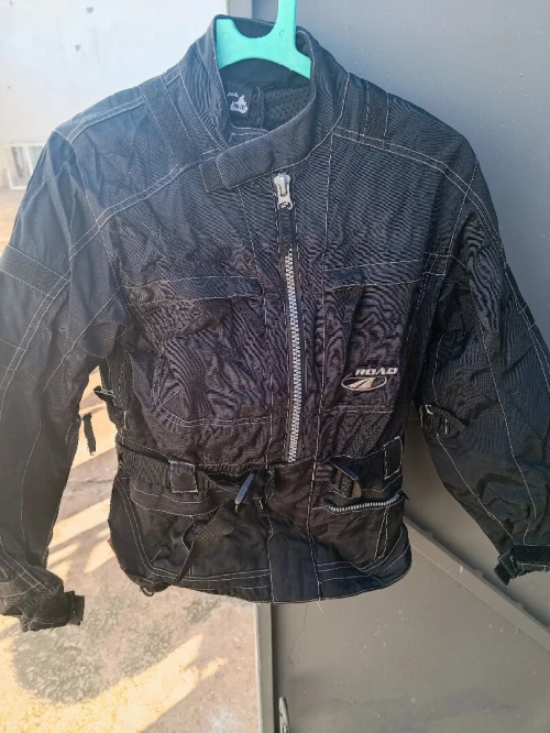 Veste spécial moto original voir en bas de l'annonce les modèles avec prix