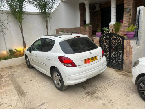 Peugeot 207 2012 
