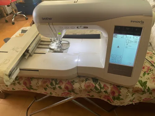 Brodeuse automatique brother 1500 D