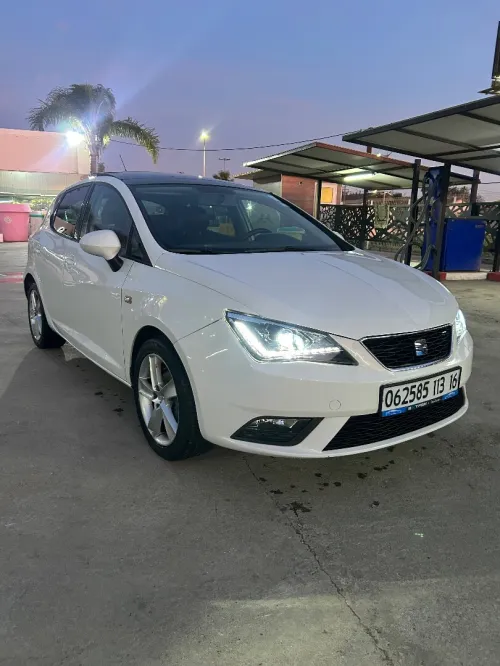 Seat Ibiza 2013 Fully +Toit ouvrant