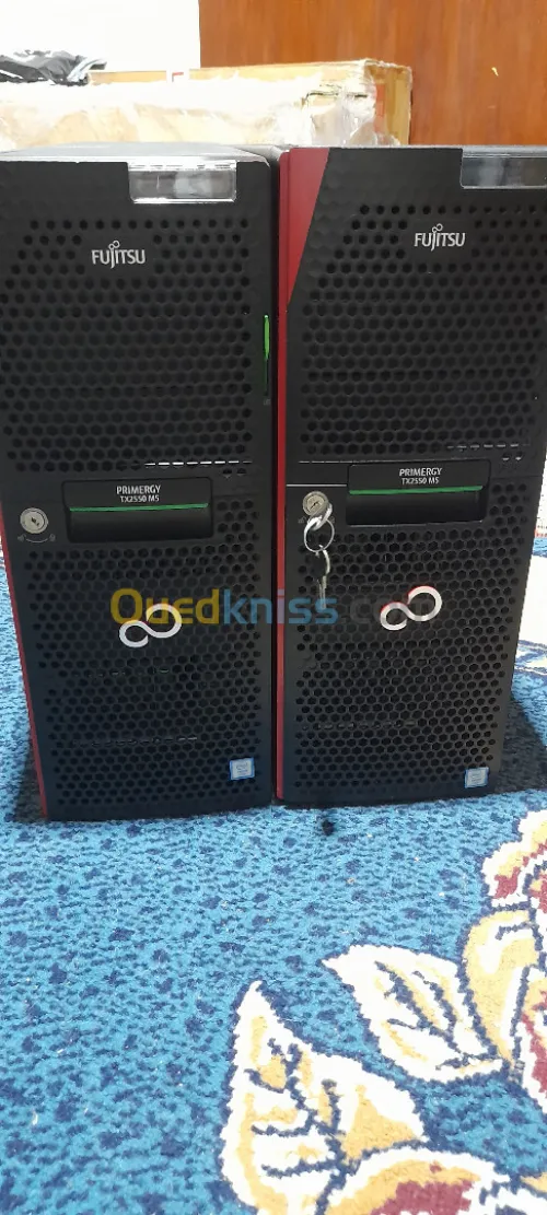 02)Fujitsu PRIMERGY TX2550M5 serveur Tower double cpu Gold 6240 36-Core 2.60GHz ram128gb ssd sas 6to