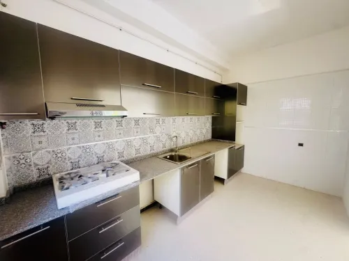 Location Appartement Niveau de villa F8 Alger Hydra