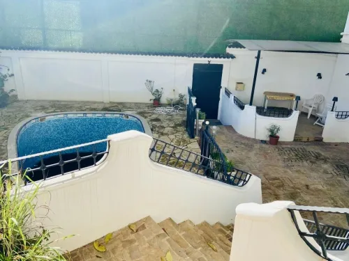 Location Appartement Niveau de villa F5 Alger Hydra