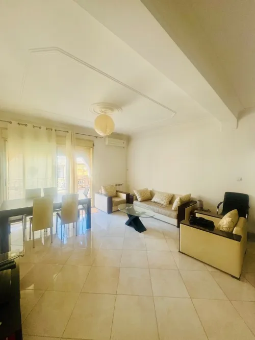 Location vacances Appartement F4 Alger Hydra