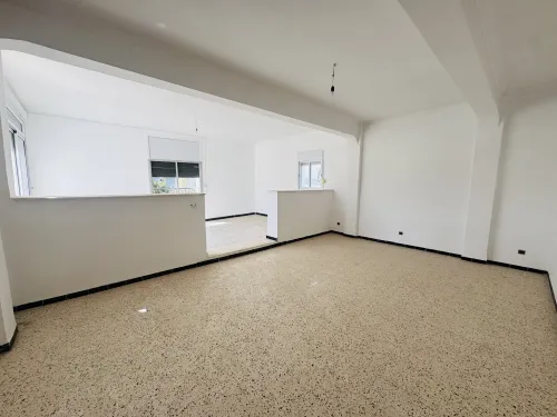 Location Appartement Niveau de villa F5 Alger Hydra