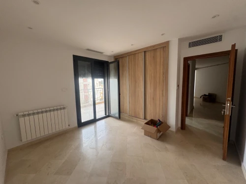 Location Appartement F4 Alger Hydra