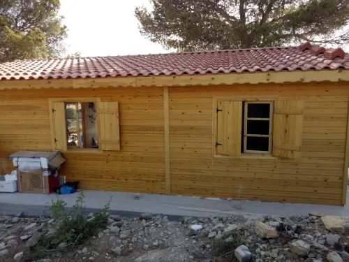 Construction des chalets et bungalow et Kiosque en bois 
