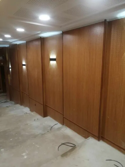 Panneau Acoustique pour Salle de Conférence