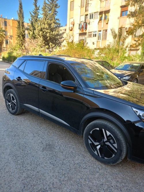 Peugeot 2008 2024 GT