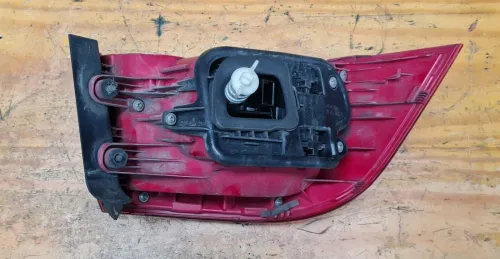 PIECES DE RECHEGE ET ACCESSOIRES MERCEDES ,VOLSWAGENE ET AUDI .