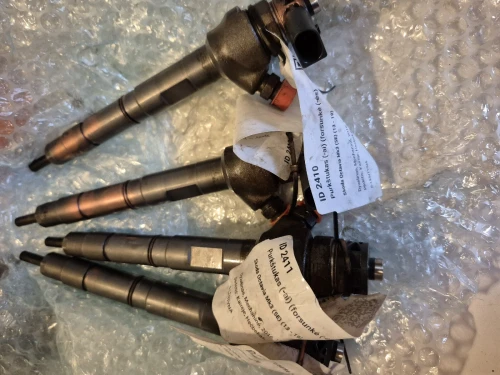 INJECTEURS GOLF VII  LÉON  AUDI TIGUAN 04L130277E