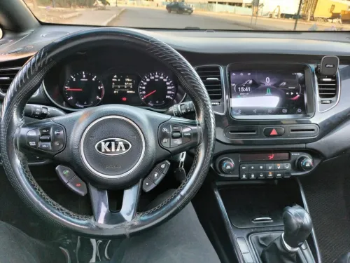 Kia Carens 2015 Premium