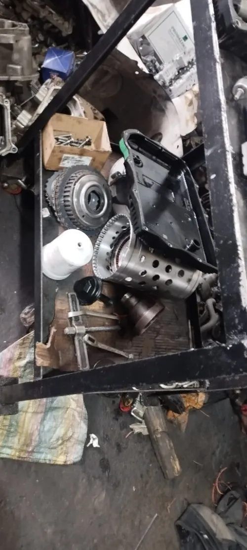 Piece boit auto zf Jaguar et range rover 
