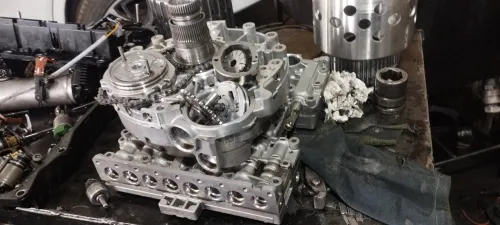 Piece boit auto zf Jaguar et range rover 