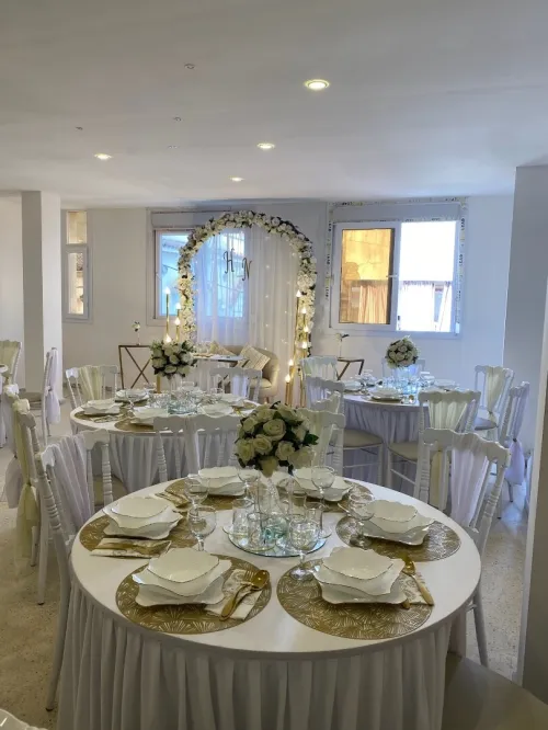 Location de matériels de décorations (mariages anniversaires fiançailles Saint-Valentin)