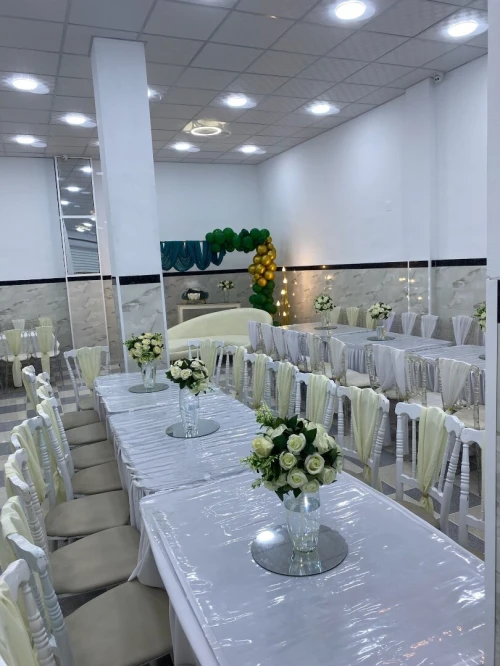location de chaises et tables  كراء الكراسي و الطاولات