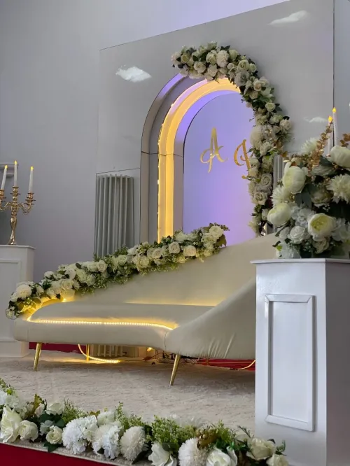 Location de matériels de décorations (mariages anniversaires fiançailles Saint-Valentin)