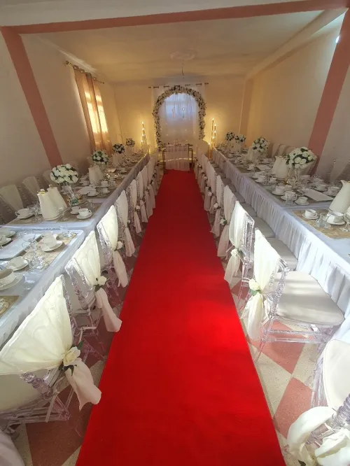 Location de matériels de décorations (mariages anniversaires fiançailles Saint-Valentin)