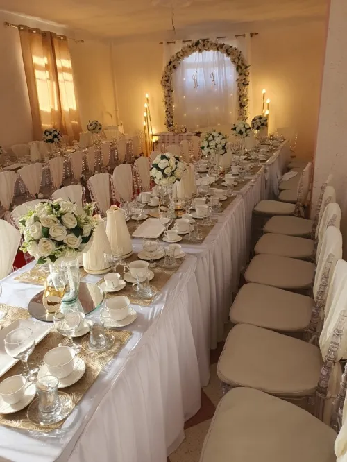 Location de matériels de décorations (mariages anniversaires fiançailles Saint-Valentin)