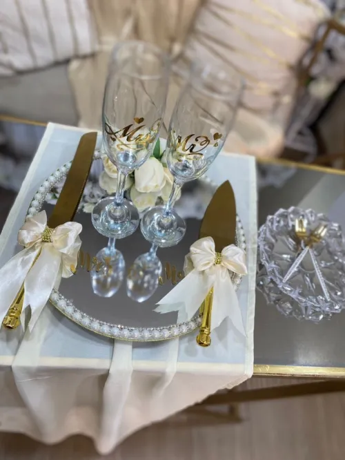 Location de matériels de décorations (mariages anniversaires fiançailles Saint-Valentin)