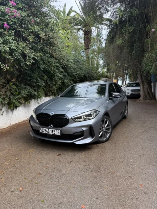 BMW Série 1 2023 M performance