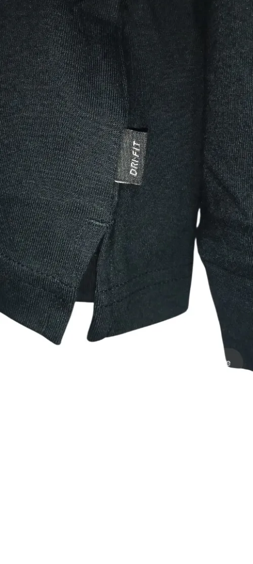 Pull Nike taille L/XL neuf jamais porté