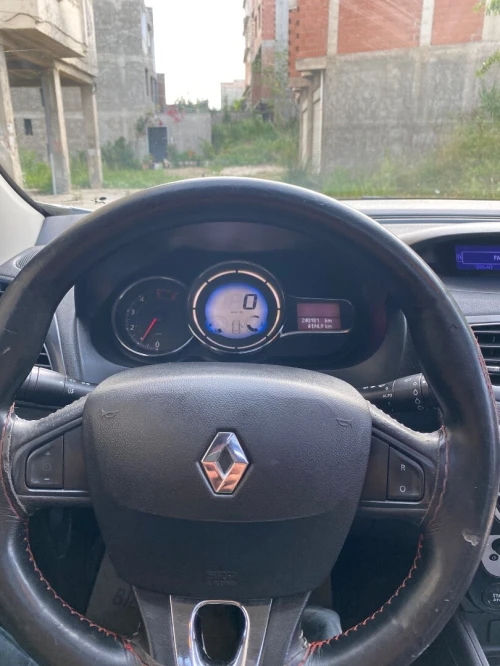 Renault Megane 3 2015 New Play
