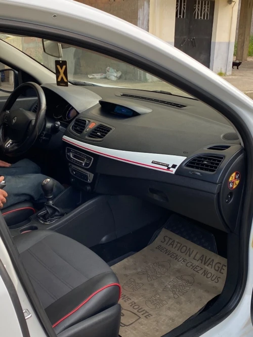 Renault Megane 3 2015 New Play