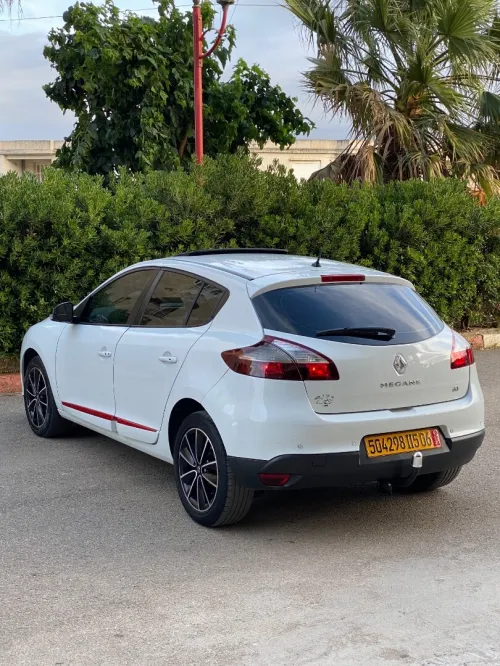 Renault Megane 3 2015 New Play