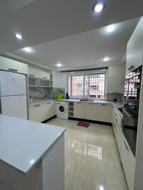 Location Appartement F4 Alger Hydra