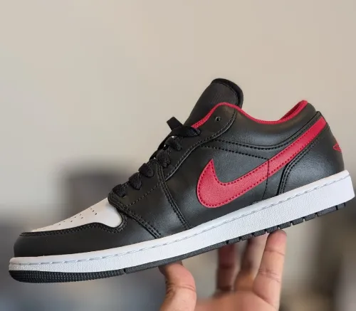 AIR JORDAN 1 LOW