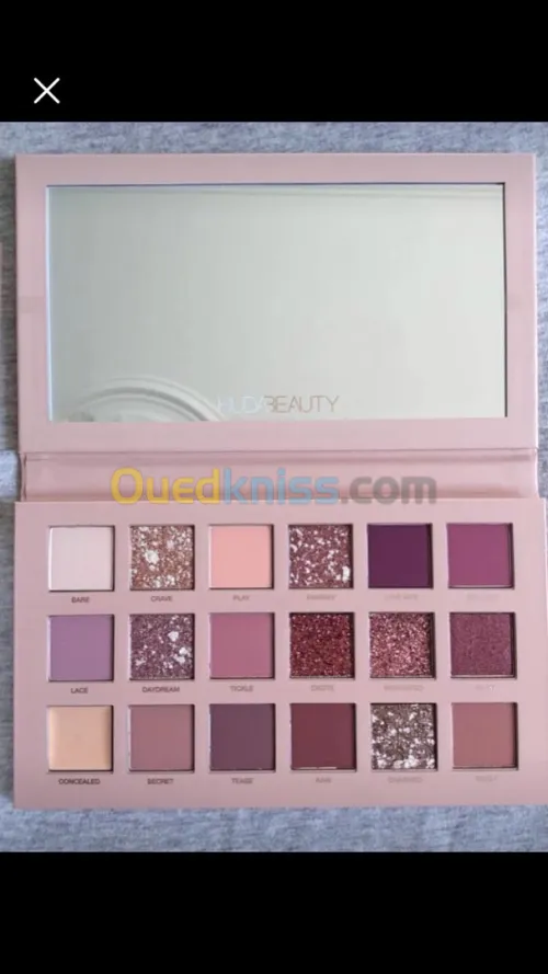 PALETTES HUDA BEAUTY 