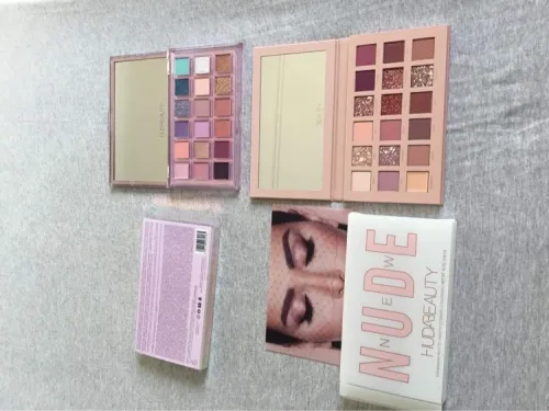 PALETTES HUDA BEAUTY 