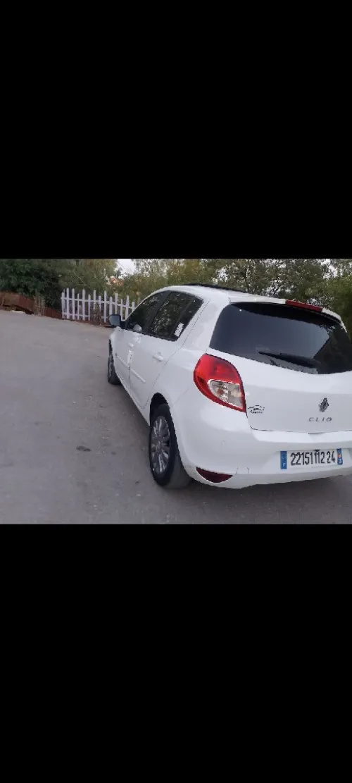 Renault Clio 3 2012 Night and Day