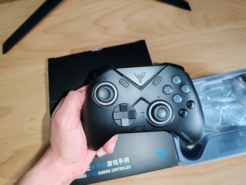 manette flydigi vader 4 pro