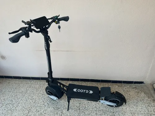 Trottinette OOTD T10