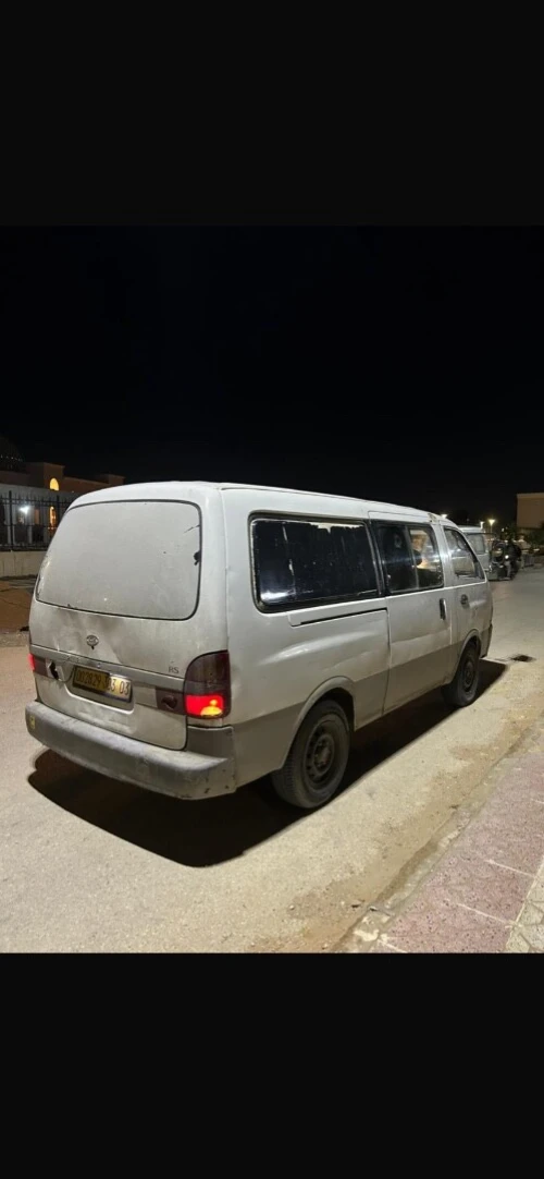 Kia Pregio 2003