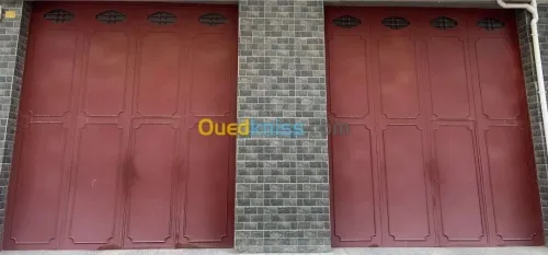 Deux portails en bon état à vendre 3.90m طول 3.40m عرض