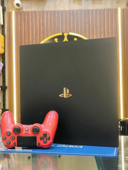 PS4 PRO 