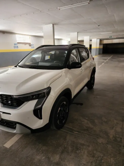 Kia Sonet  2025 Luxury Premium La Toutes Option