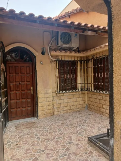 Location Appartement Niveau de villa F5 Alger Draria