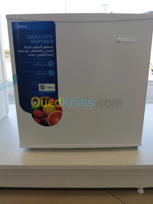 Réfrigérateur Midea Mini bar 