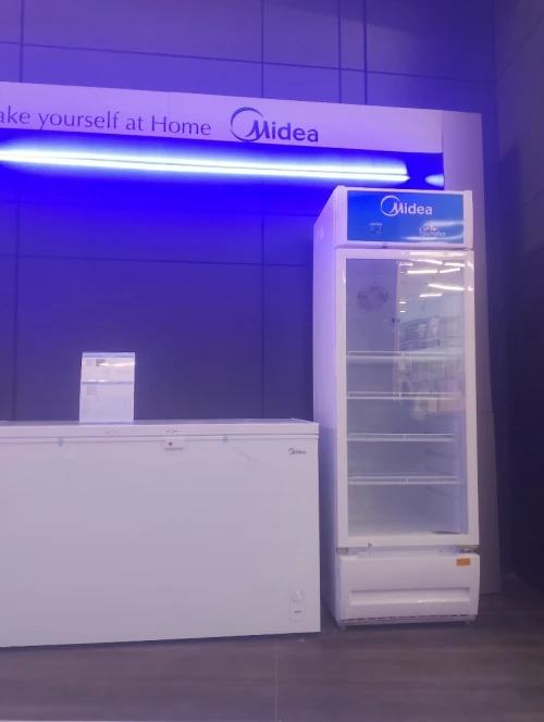 Réfrigérateur présentoir Midea