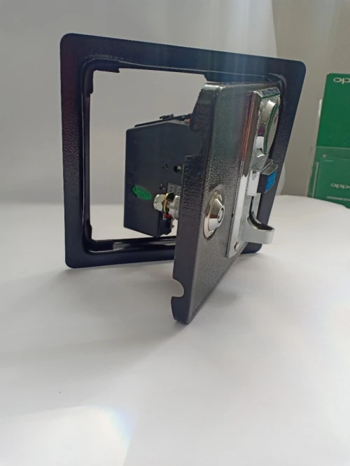 Monnayeur - Multi Accepteur De Pièces -DISTRIBUTEUR AUTOMATIQUE