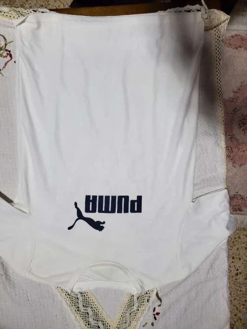 Des vetements Originaux venu des USA ( PUMA, ADIDAS, UNDER ARMOR, LEVI'S...)