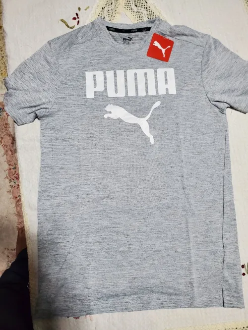 Des vetements Originaux venu des USA ( PUMA, ADIDAS, UNDER ARMOR, LEVI'S...)