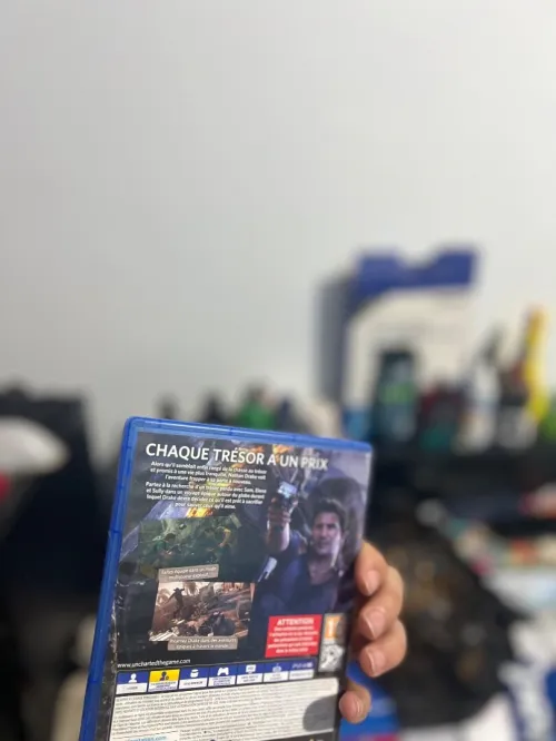 Cd uncharted 4 ps4